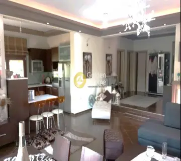 Independent Maisonette 250m<sup>2</sup> for sale photo 3
