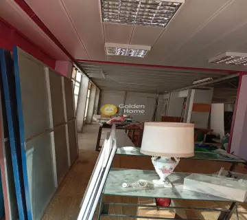 店铺 420m<sup>2</sup> for rent photo 4650366