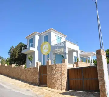 House 385m<sup>2</sup> for sale photo 1