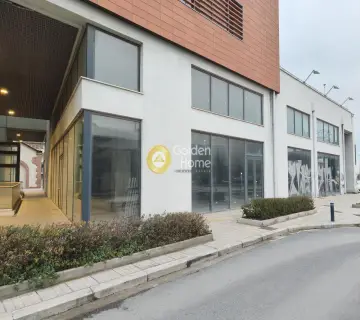Independent Building 1100m<sup>2</sup> for rent photo 4659660