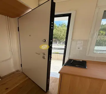 Studio 40m<sup>2</sup> for rent photo 4