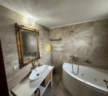 Independent Maisonette 336m<sup>2</sup> for sale photo 4702294