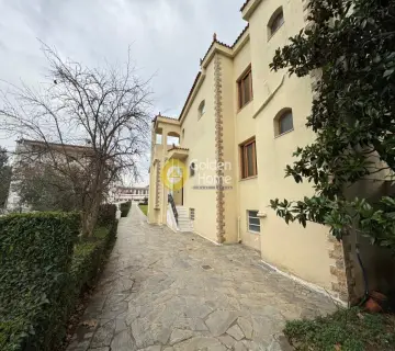 Independent Maisonette 336m<sup>2</sup> for sale photo 4702259