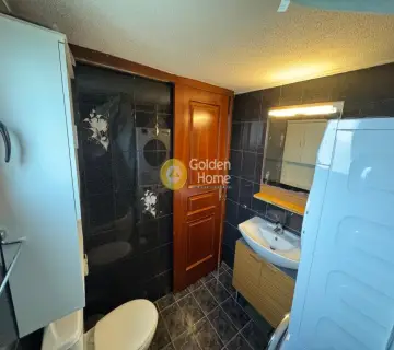 Independent Maisonette 336m<sup>2</sup> for sale photo 4702300