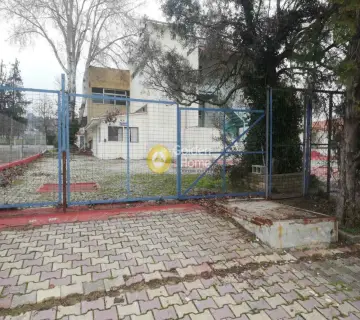 Independent Building 2000m<sup>2</sup> for sale photo 4692141
