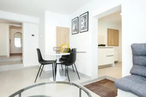 Apartment 57m<sup>2</sup> for sale photo 1