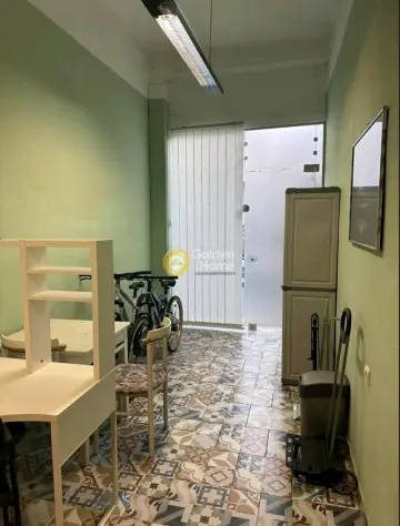 店铺 17m<sup>2</sup> for rent photo 1