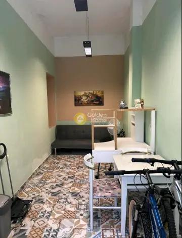 店铺 17m<sup>2</sup> for rent photo 2