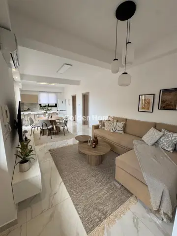 Floor Apartment 104m<sup>2</sup> for rent photo 1