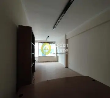Office 80m<sup>2</sup> for rent photo 3