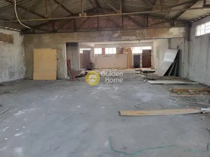 店铺 143m<sup>2</sup> for sale photo 1