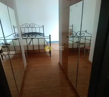 House 370m<sup>2</sup> for rent photo 50