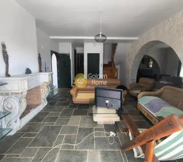 House 370m<sup>2</sup> for rent photo 11