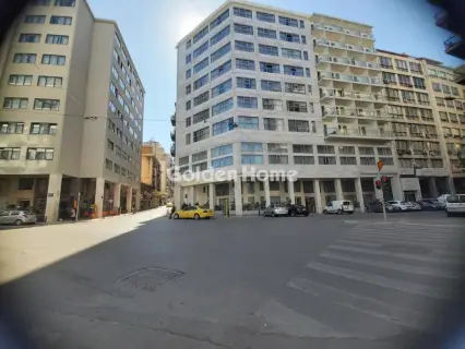 Independent Building 2100m<sup>2</sup> for sale photo 1