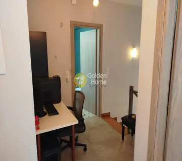 Independent Maisonette 201m<sup>2</sup> for sale photo 4744275