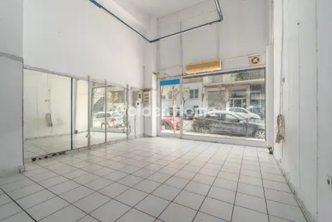 Store 47m<sup>2</sup> for sale photo 1