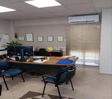 Office 67m<sup>2</sup> for rent photo 4