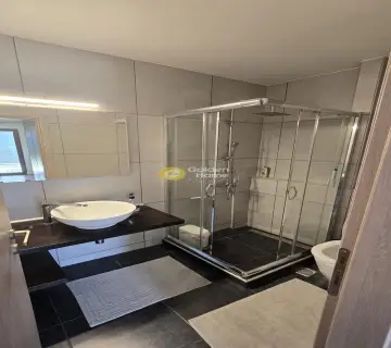 独立复式小屋 170m<sup>2</sup> for rent photo 4779851