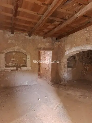 House 240m<sup>2</sup> for sale photo 2