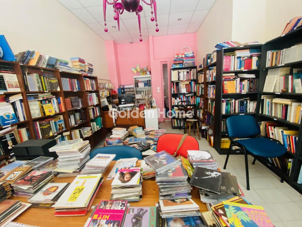 retail in Goudi — Photo 2 of 4