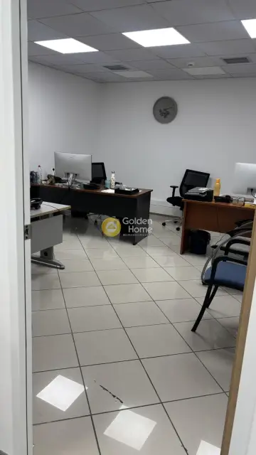 Office 500m<sup>2</sup> for rent photo 1