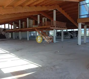 Independent Building 3000m<sup>2</sup> for sale photo 4771855