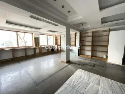 Office 125m<sup>2</sup> for sale photo 2