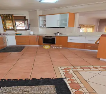 Independent Maisonette 425m<sup>2</sup> for sale photo 112
