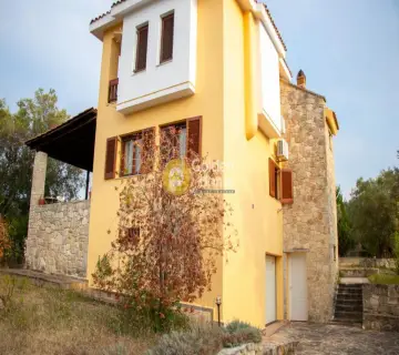 House 204m<sup>2</sup> for sale photo 5