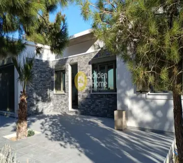 Hotel 320m<sup>2</sup> for sale photo 3
