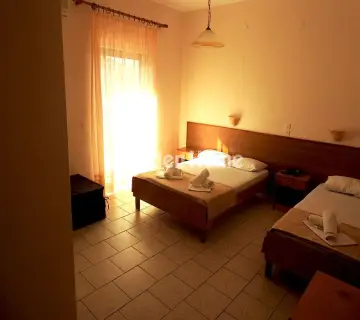 Hotel 944m<sup>2</sup> for sale photo 5