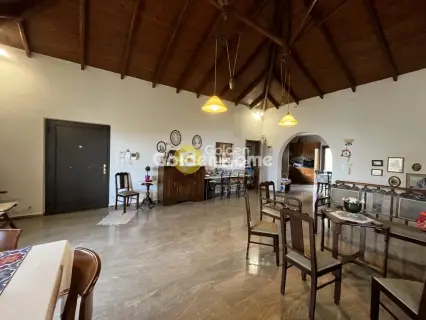 House 286m<sup>2</sup> for rent photo 30