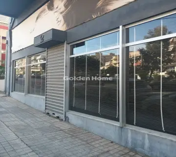 店铺 85m<sup>2</sup> for sale photo 1