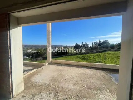 Independent Maisonette 470m<sup>2</sup> for sale photo 3