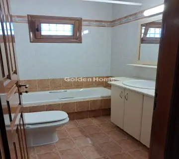 复式楼层 232m<sup>2</sup> for rent photo 4817256