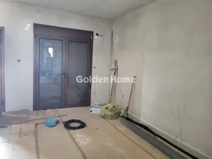 Independent Maisonette 208m<sup>2</sup> for sale photo 4814858