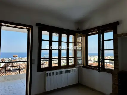 House 300m<sup>2</sup> for sale photo 13