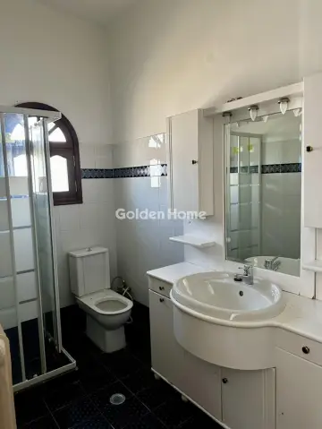 House 300m<sup>2</sup> for sale photo 20