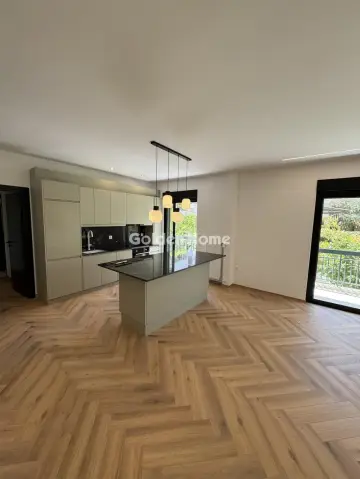 Apartment 72m<sup>2</sup> for sale photo 1