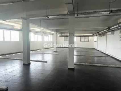 Office 321m<sup>2</sup> for rent photo 5