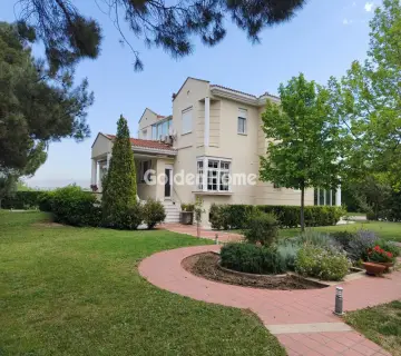 Golden Home Property Image