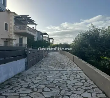 独立复式小屋 251m<sup>2</sup> for sale photo 12