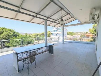 House 250m<sup>2</sup> for sale photo 2