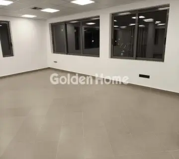 Office 204m<sup>2</sup> for sale photo 1
