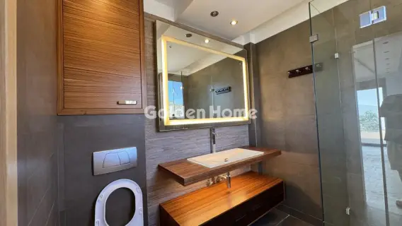 Independent Maisonette 570m<sup>2</sup> for sale photo 23
