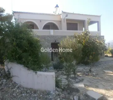 House 210m<sup>2</sup> for sale photo 2