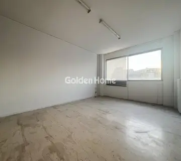 Office 40m<sup>2</sup> for rent photo 1