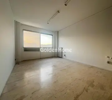 Office 40m<sup>2</sup> for rent photo 2