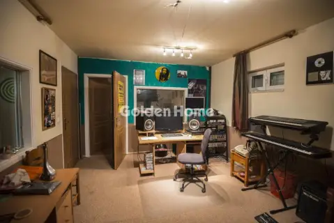 Independent Maisonette 330m<sup>2</sup> for sale photo 22