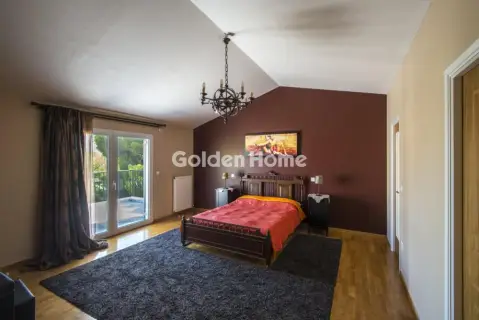 Independent Maisonette 330m<sup>2</sup> for sale photo 11